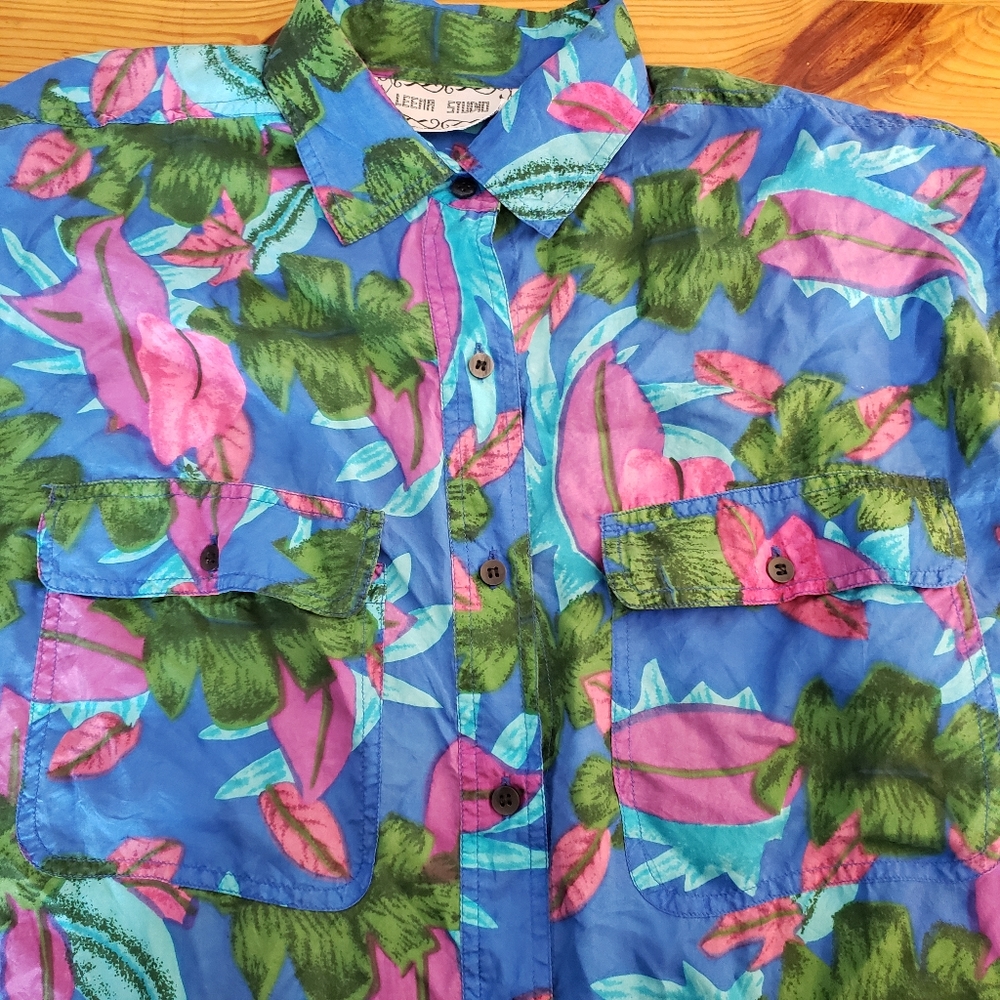 Vintage Silk Blouse Size 1X Button Up Shirt Tropical Blue Pockets Leena Studio - Picture 6 of 12